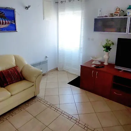 Апартаменты With Parking Space Postira, Brac - 2948