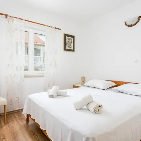 Апартаменты With Parking Space Postira, Brac - 2948 *
