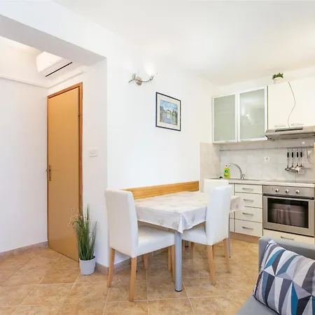 Апартаменты With Parking Space Postira, Brac - 2948 Постира