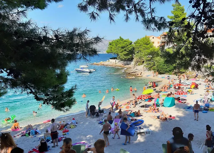 With Parking Space Postira, Brac - 2948 Apartamento *