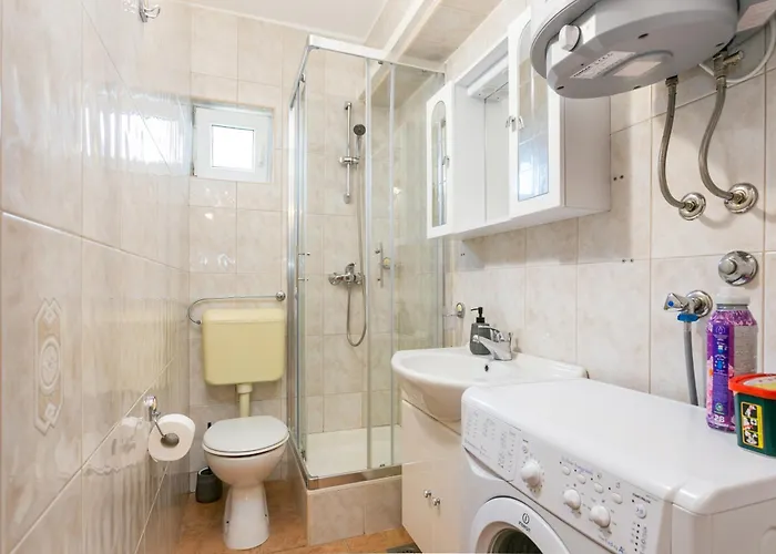 With Parking Space Postira, Brac - 2948 Apartamento *