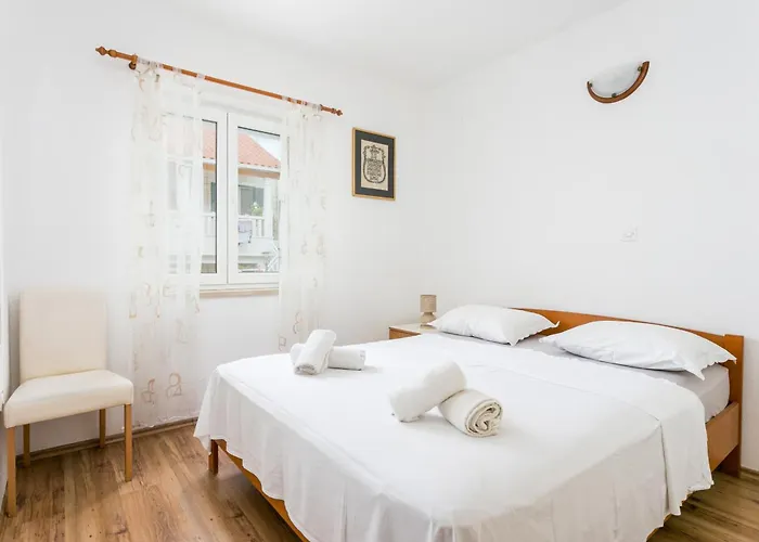 Apartamento With Parking Space Postira, Brac - 2948 *